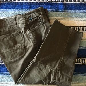 NWOT Kuhl RYDR green pants